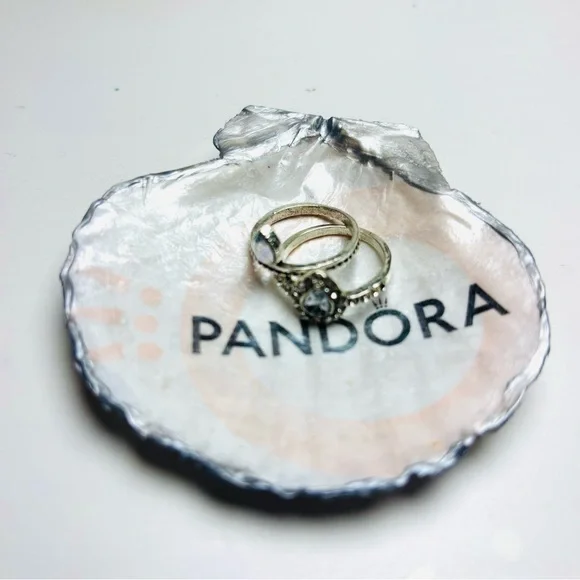 Handcrafted Scallop Shell Ring Dish Mini With Pandora Decoupage Design - Picture 3 of 5